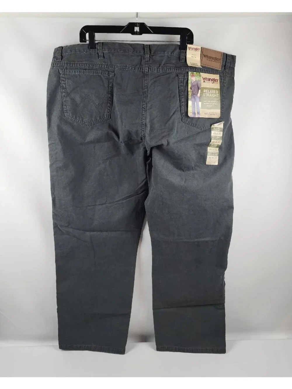 Wrangler Jeans Mens 48x30 RUGGED WEAR Regular Straight Fit Green